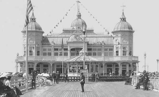 A black and white photograph showing Weston-super-Mare's Grand Pier in 1904